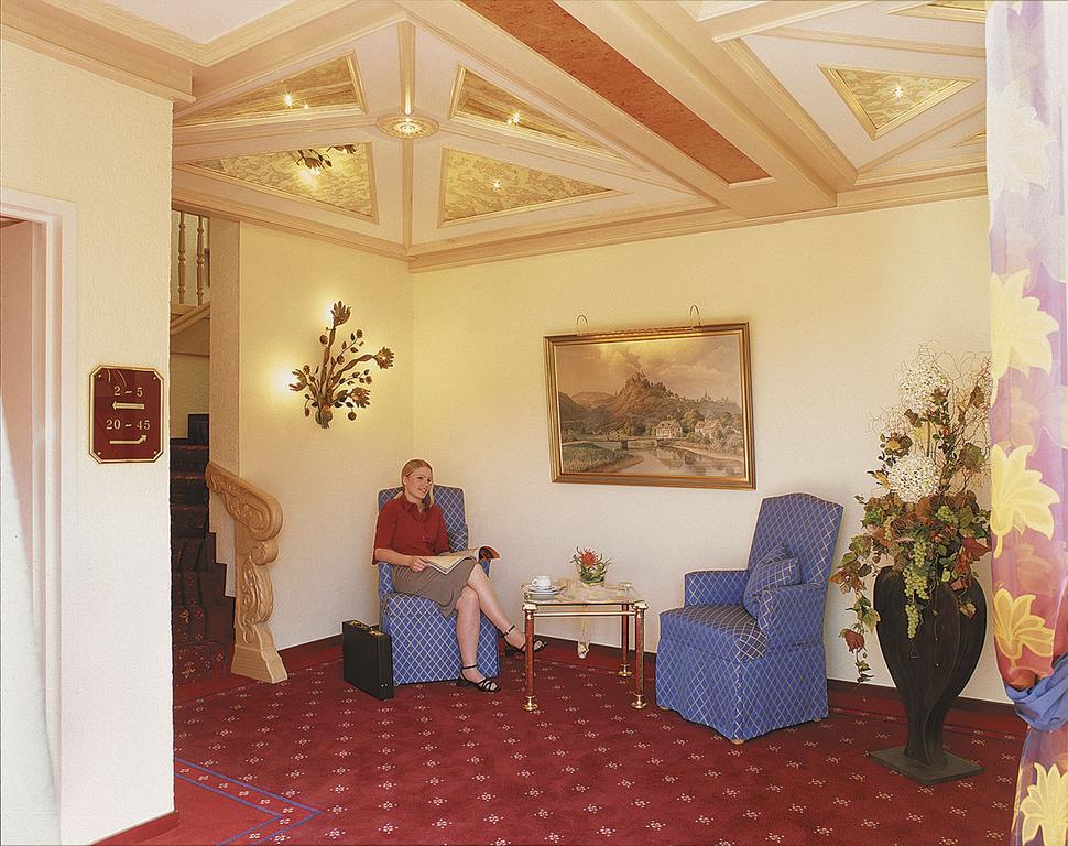 Hotel Zum Weissen Stein Kirchen  ภายนอก รูปภาพ