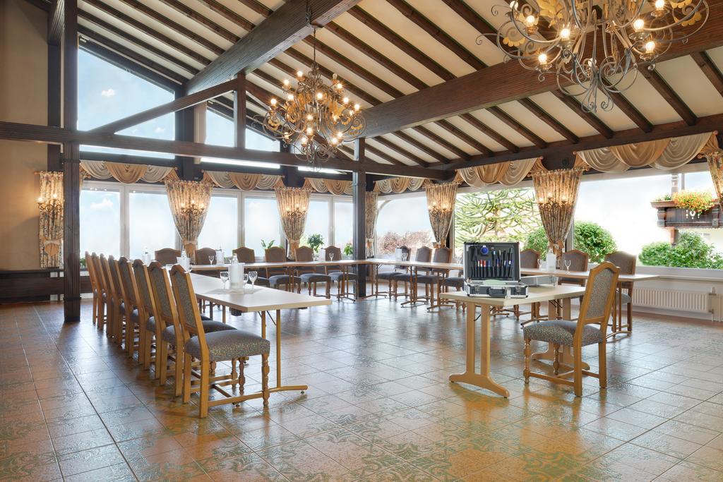 Hotel Zum Weissen Stein Kirchen  ภายนอก รูปภาพ